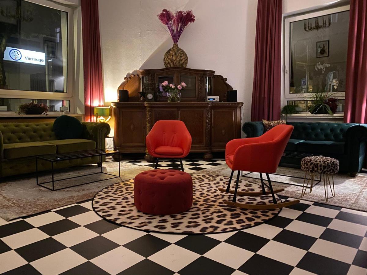 Smarthotel Mystique Self Check-In باد هومبرغ فور دير هوه المظهر الخارجي الصورة